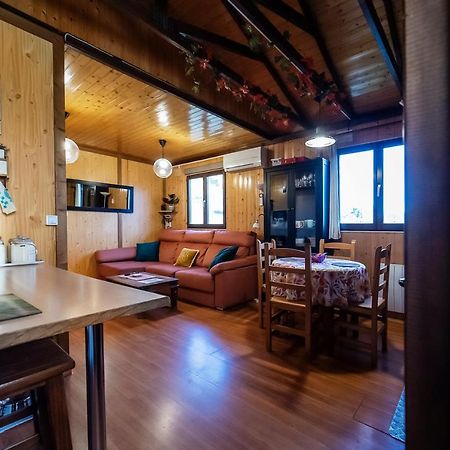Buenache de la Sierra Casa Rural La Canadiense Log Cabin 게스트하우스 외부 사진